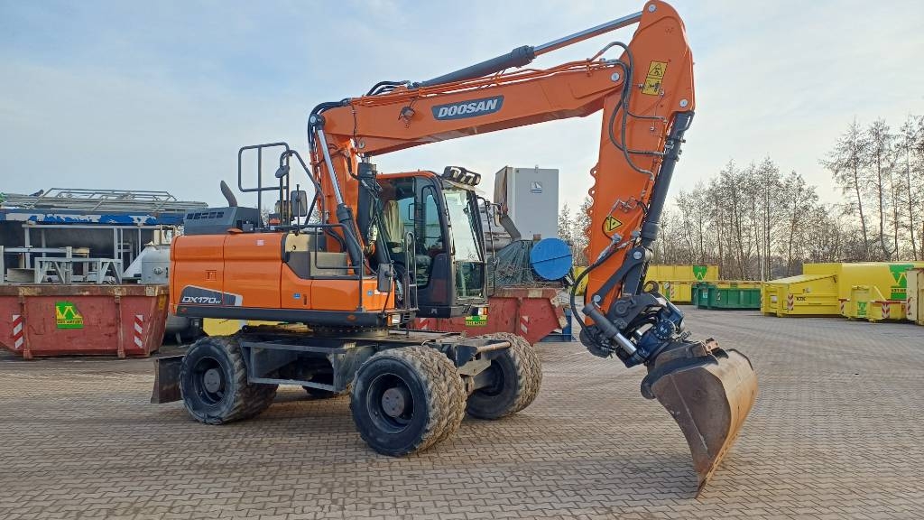Doosan DX 170 W