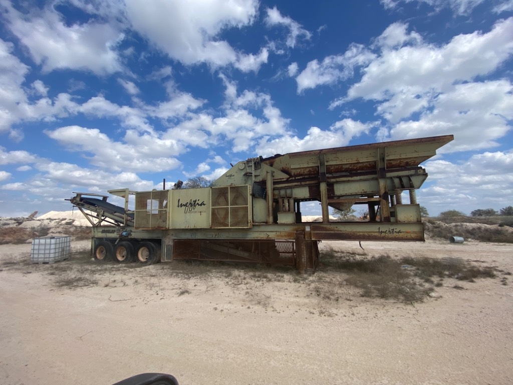 Inertia 5066 Crusher