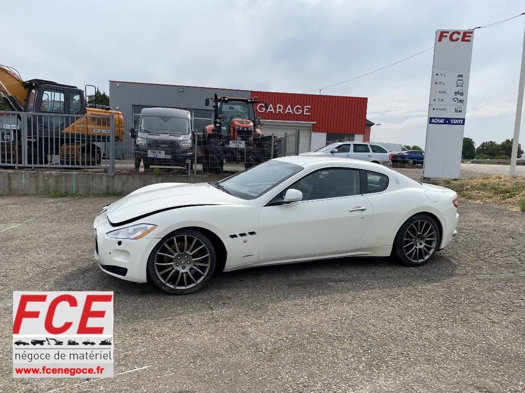 Maserati GRANTURISMO M145 4.7i V8 32v Carte Grise Française