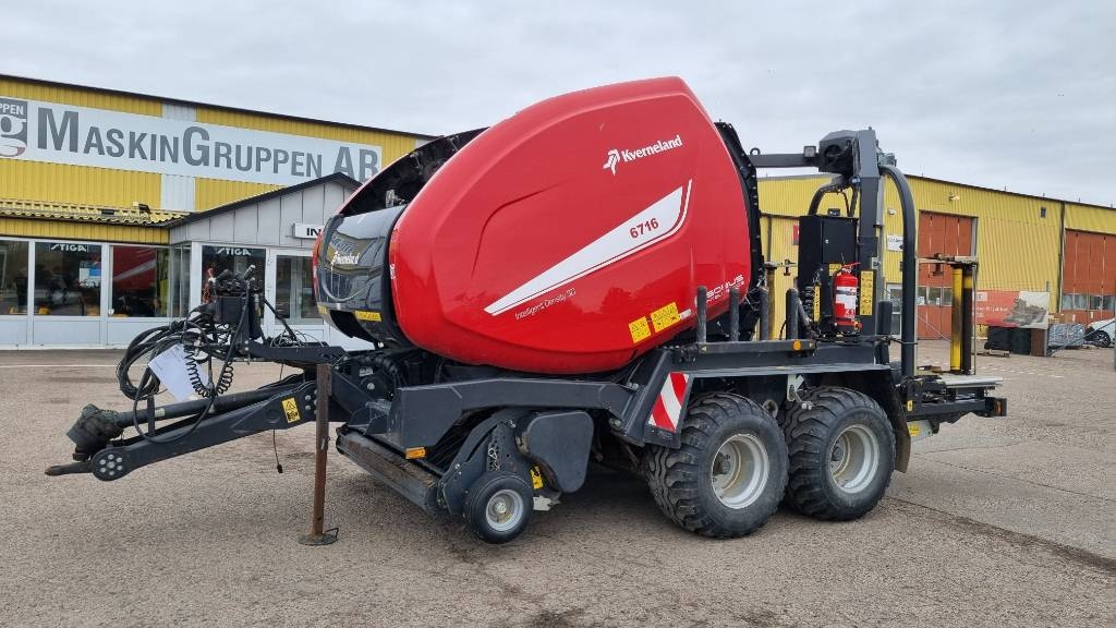 Kverneland 6716