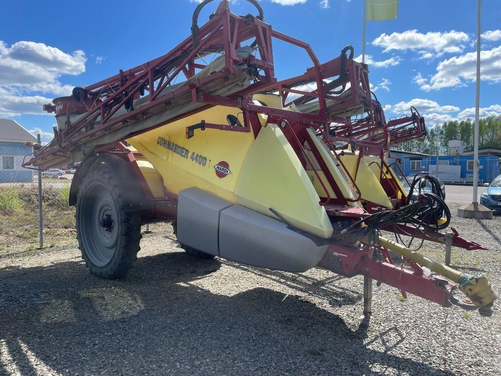 Hardi commander 4400 Twin-24