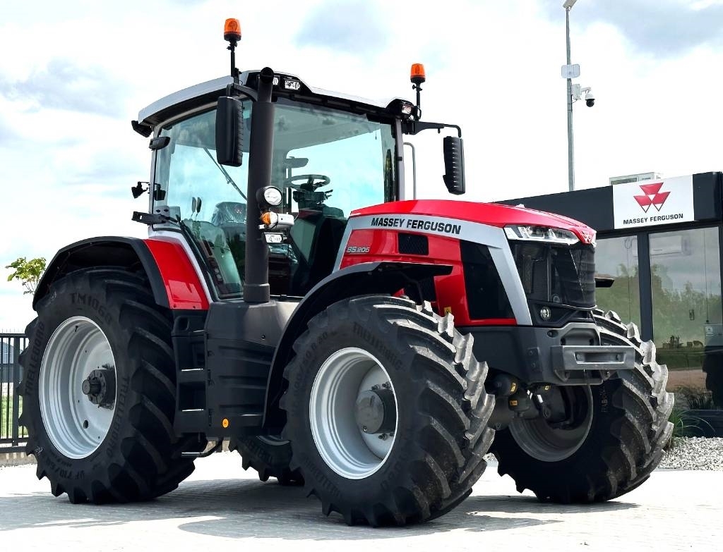 Massey Ferguson 8 S . 205