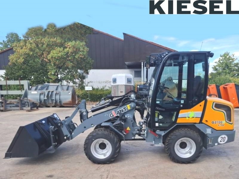 Chargeuse compacte GiANT G 2700 E X-Tra Elektro — occasion 2023, 8 h