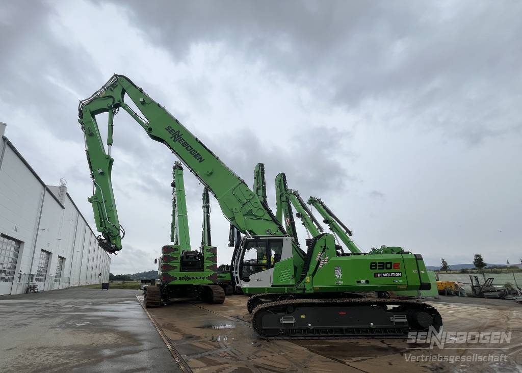Pelle de démolition Sennebogen 830 R — occasion 2022, 961 h