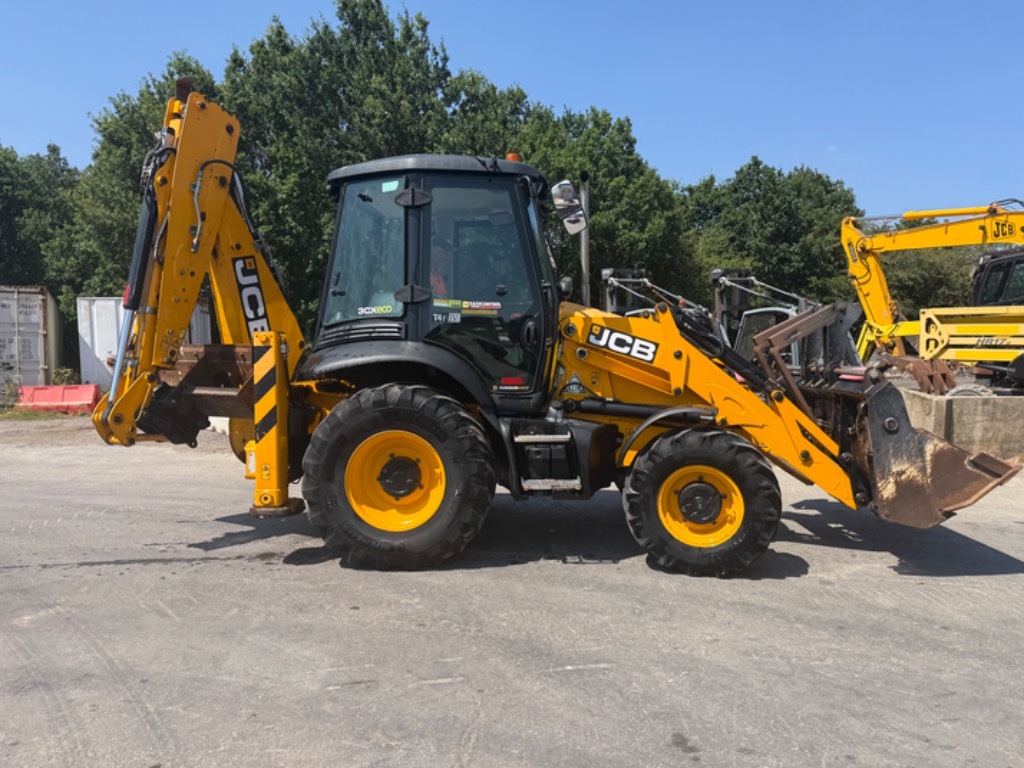 JCB 3 CX Contractor Plus