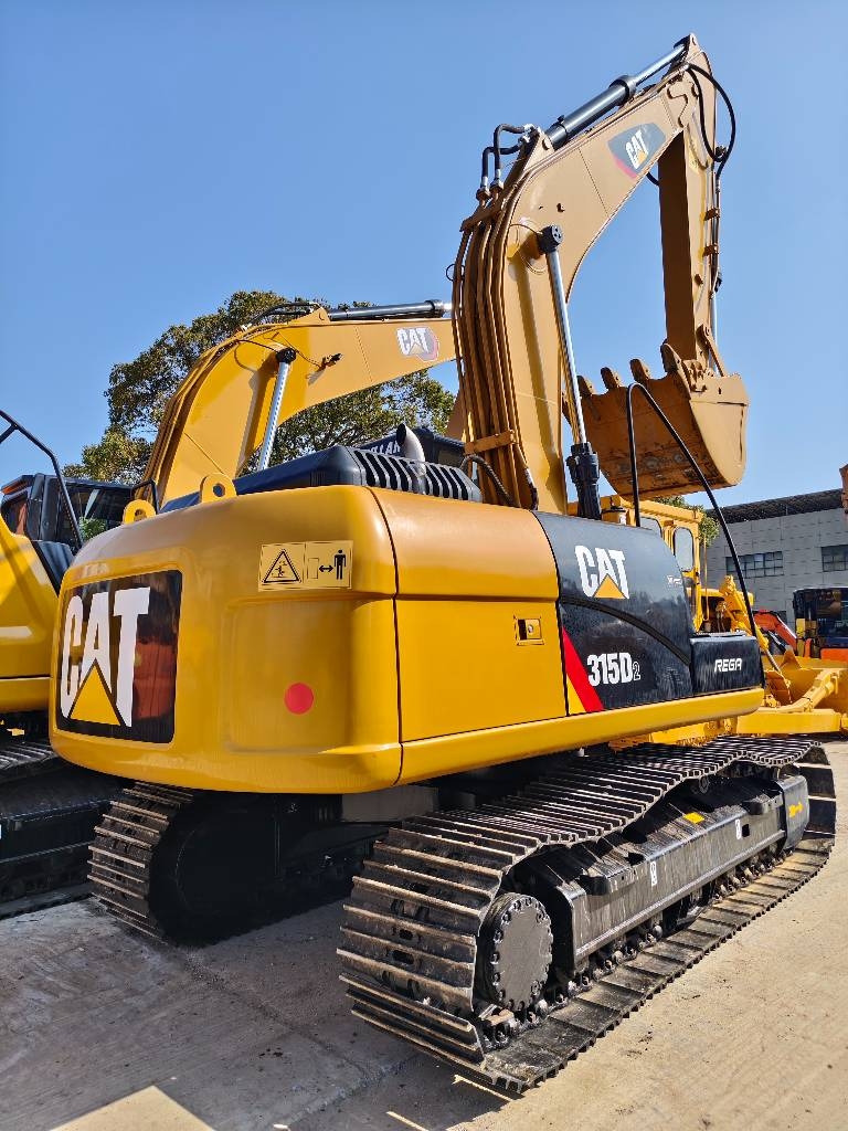 Pelle sur chenilles Caterpillar 315 D — occasion 2017, 2 800 h