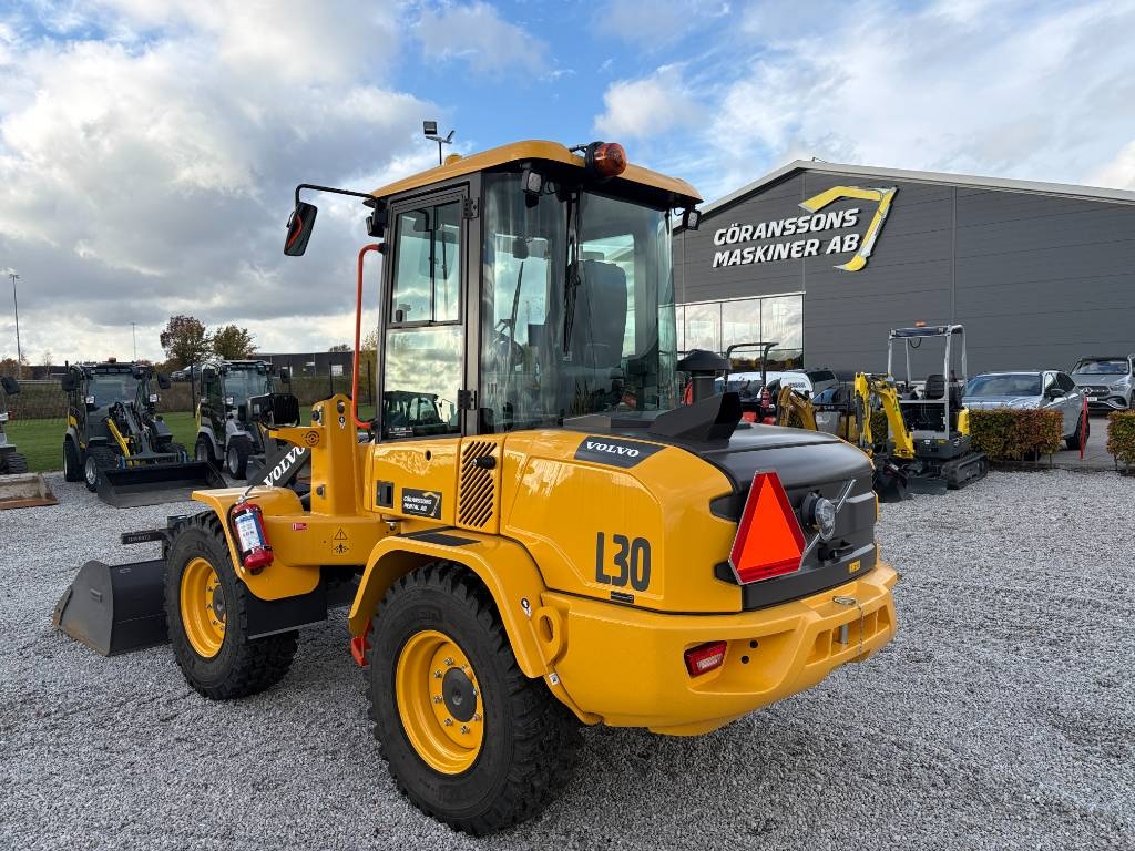 Chargeuse sur pneus Volvo L30HS — occasion 2026, 500 h