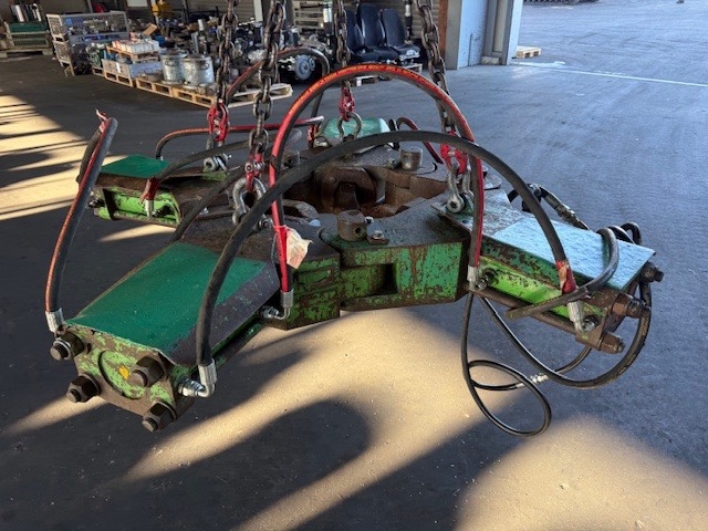 TAETS USED PILE HAMMER
