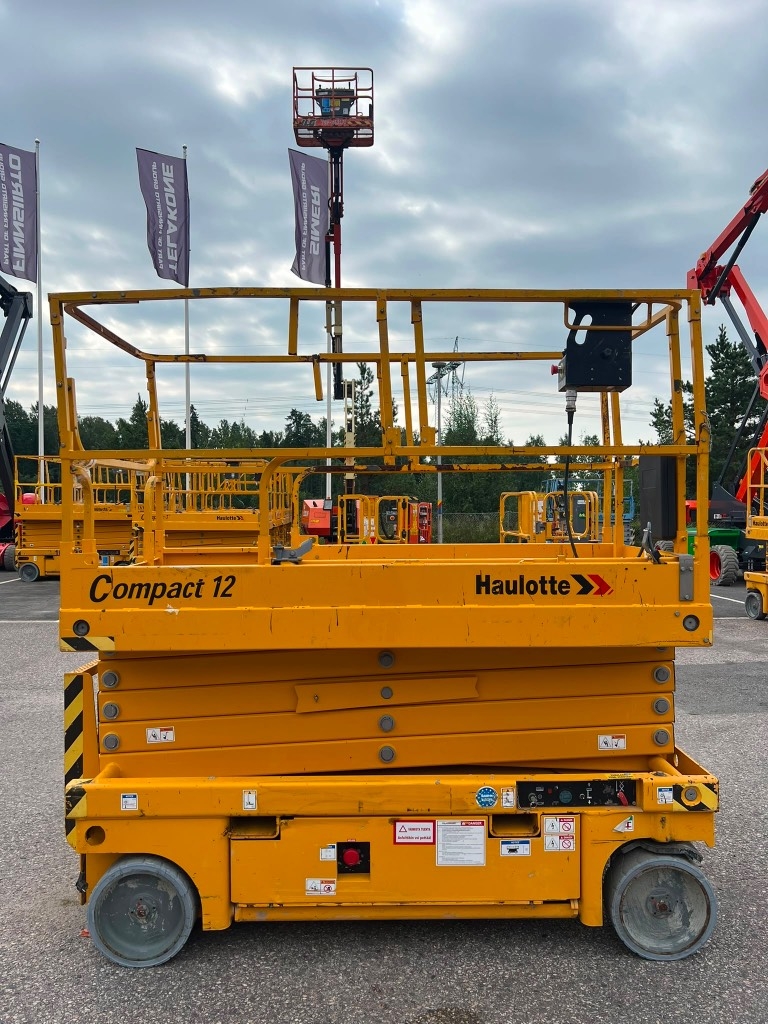 Haulotte Compact 12
