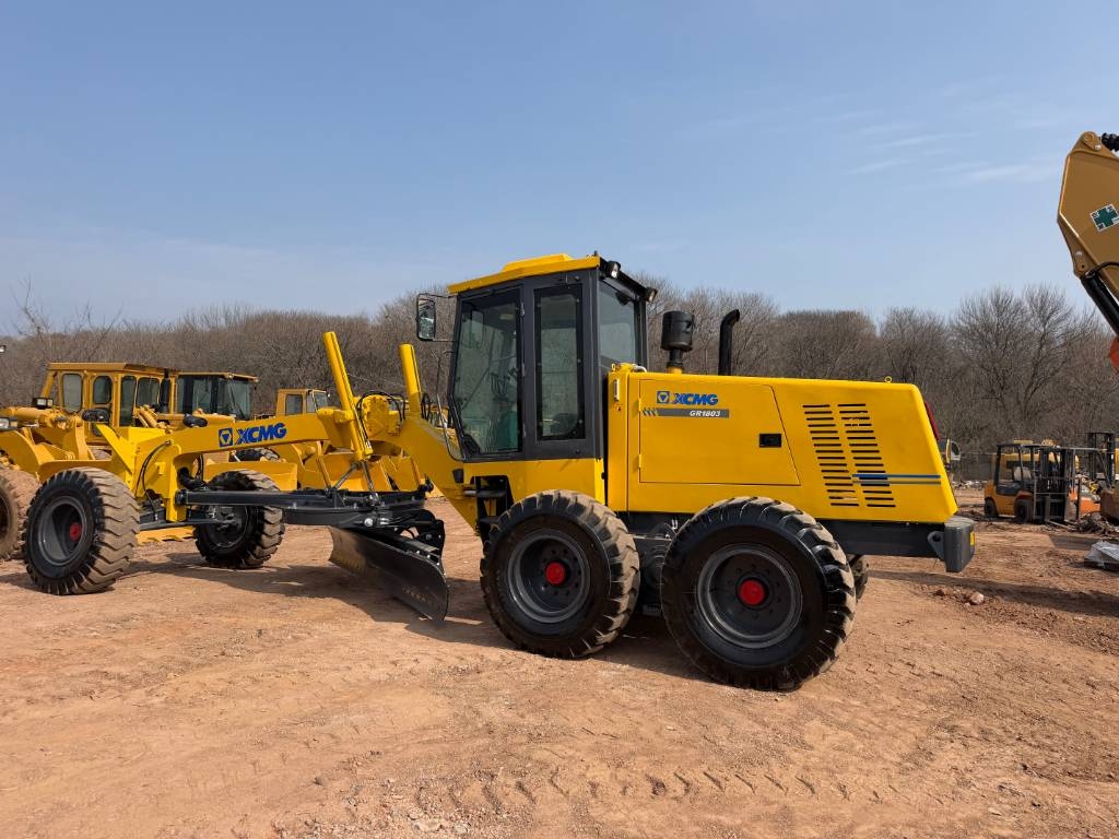 XCMG GR1803