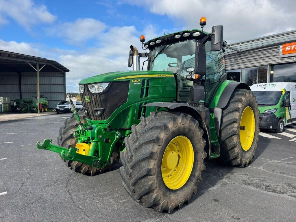 John Deere 6250R COMMANDPRO