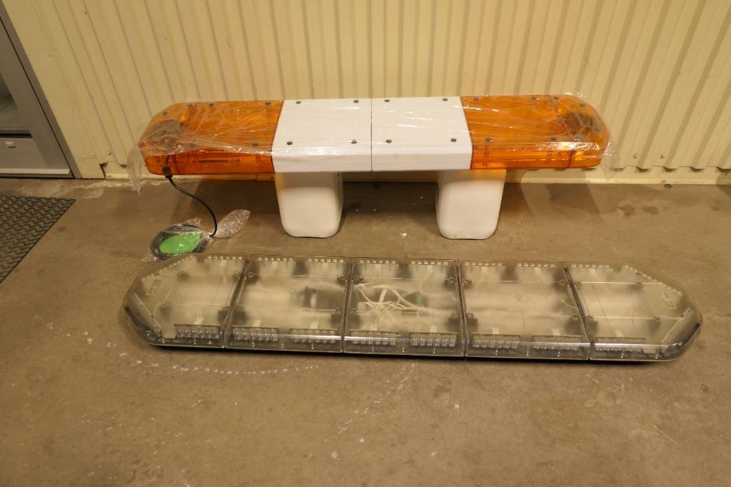 Roterande takramper Orange Lightbar Aspen Vitt lj