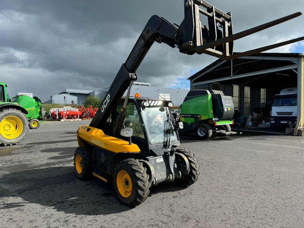 JCB 516 40 COMPACT DESTOCKAGE