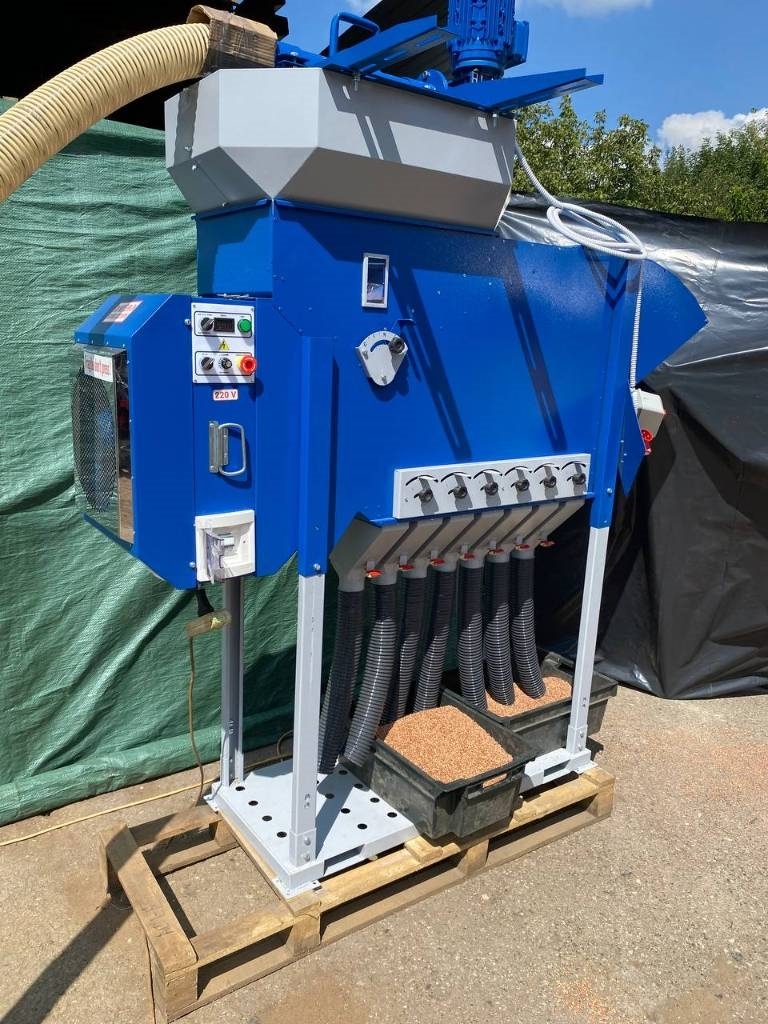 AG Energy Group Grain Cleaner AGM 5 / Getreiderein