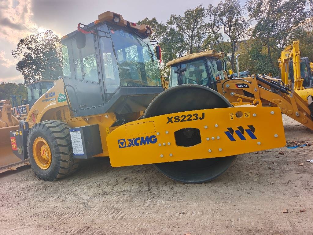 XCMG XS 223 J Source factory