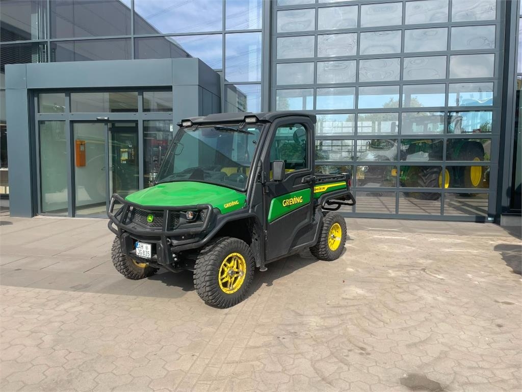 John Deere Gator XUV835M *Benzin*