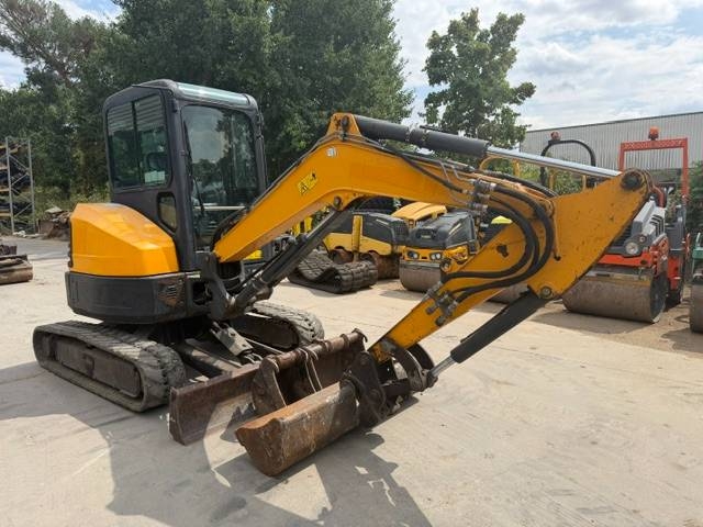 Bobcat E 35