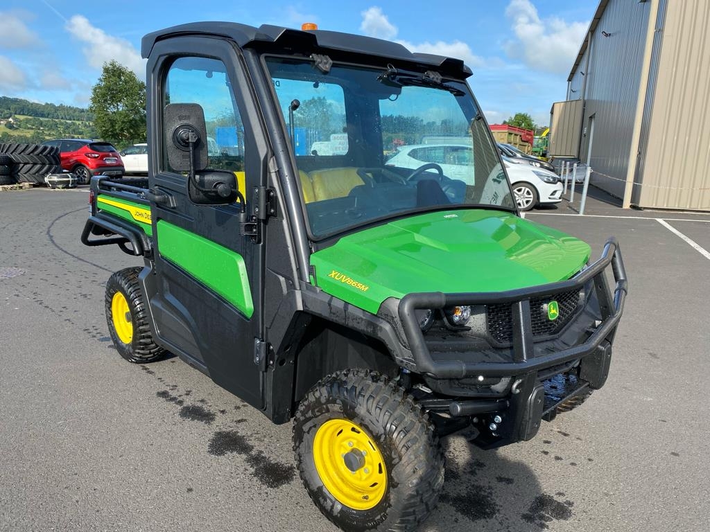 John Deere GATOR 865M
