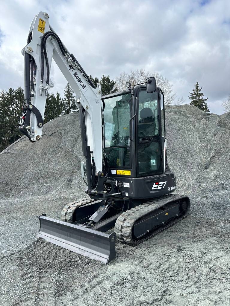 Mini-pelle Bobcat E 27 — occasion 2026, 2 h