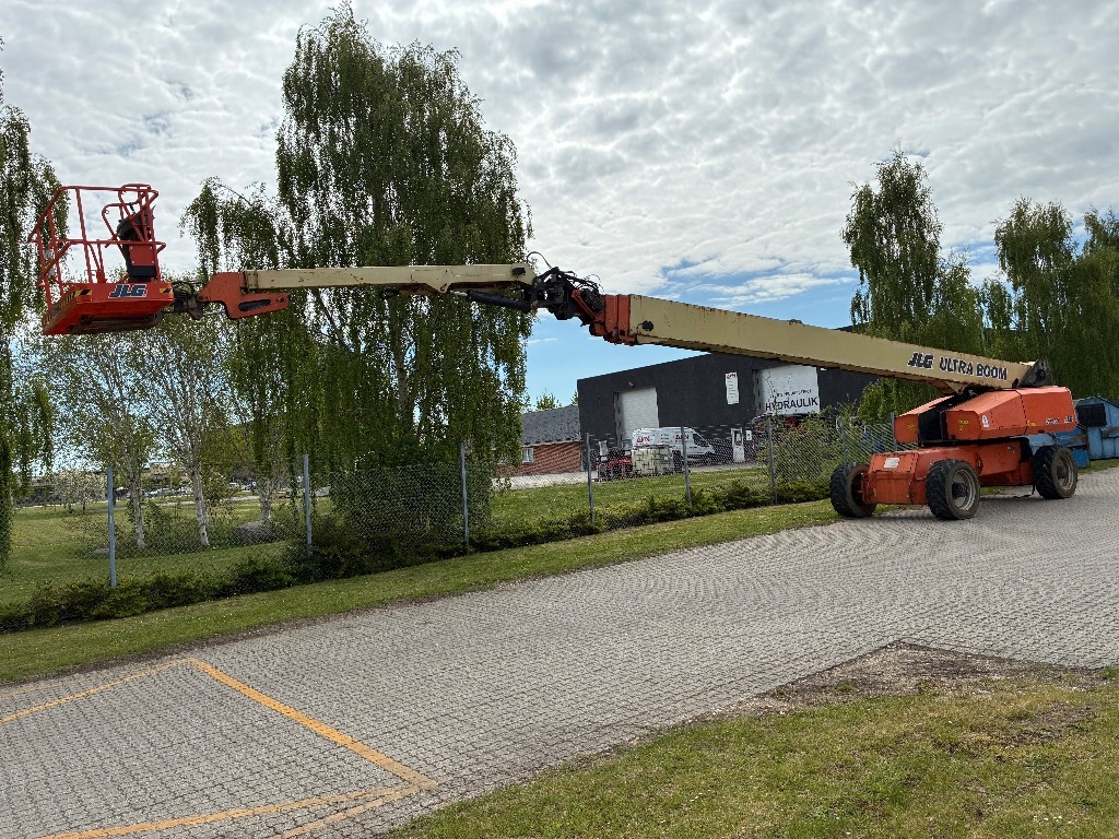 JLG 1500 SJ
