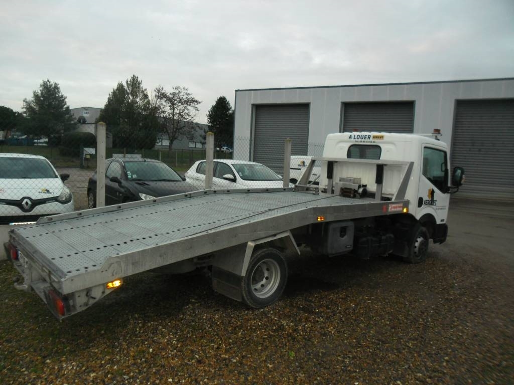 Nissan 35.15