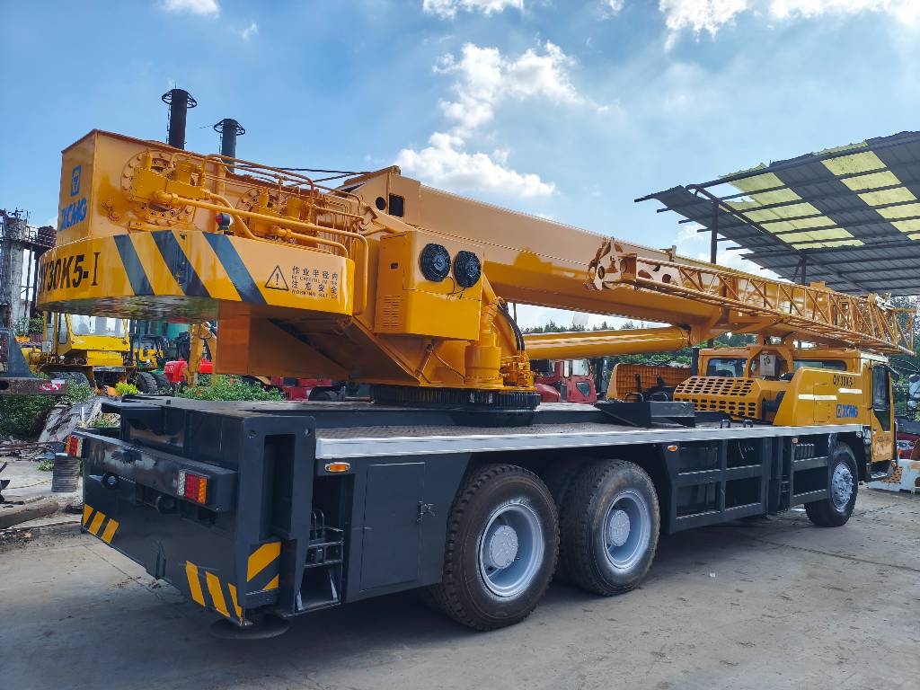 Grue tout-terrain XCMG QY 30 K5 — occasion 2021, 6 700 h