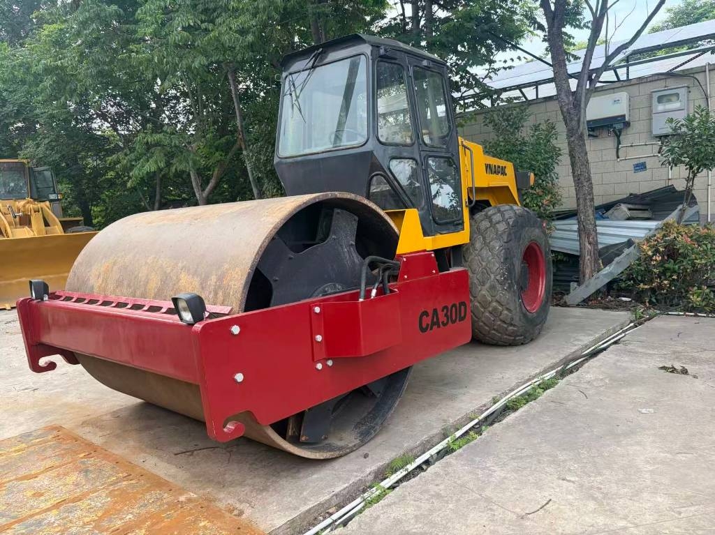 Dynapac CA 30 D