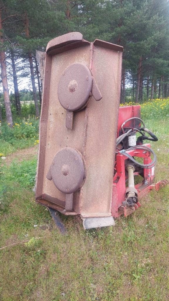 vesakkoleikkuri