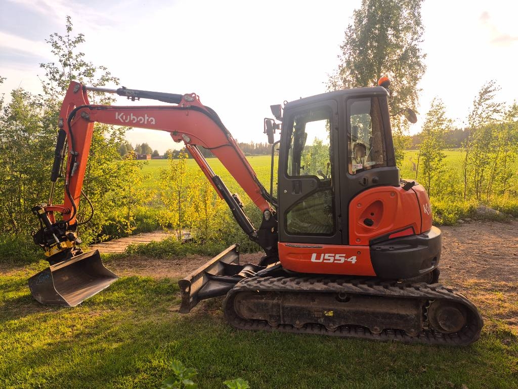 Kubota U 55-4