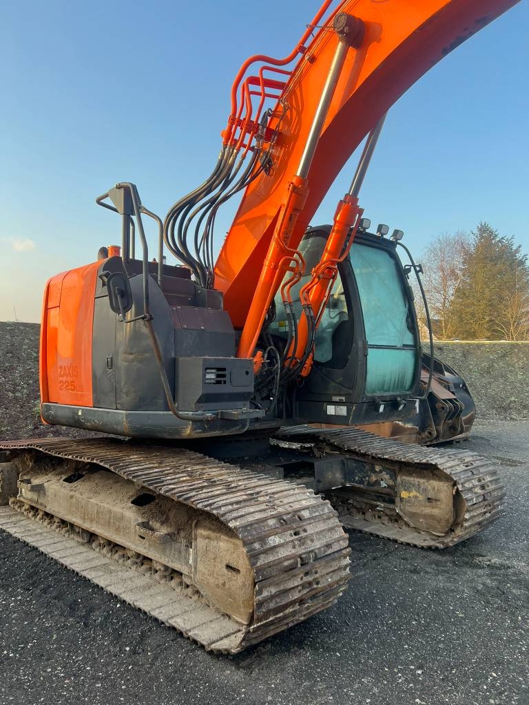 Hitachi Zaxis 225 US LC