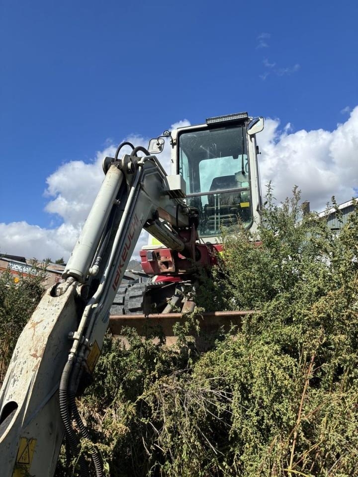 Takeuchi TB235-2