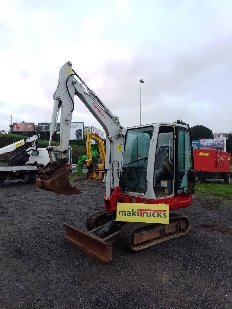 Takeuchi TB228