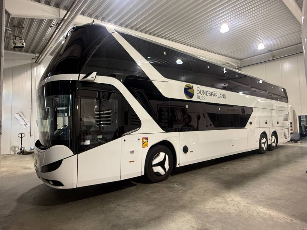 Neoplan Skyliner L