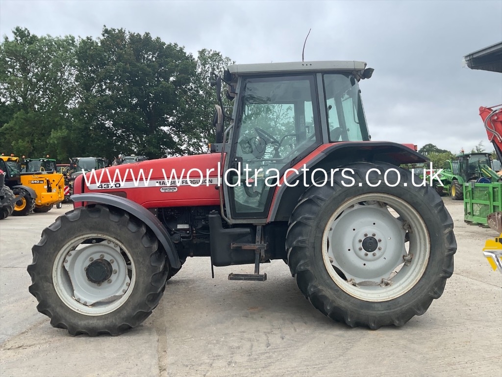Massey Ferguson 4370