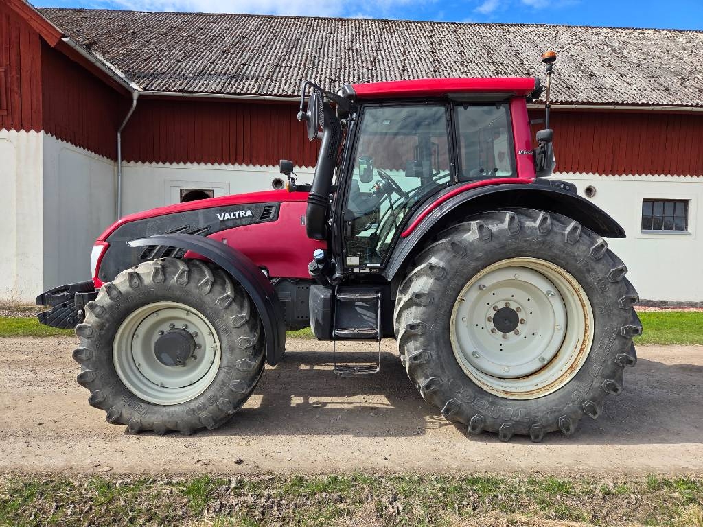 T193 Hitech