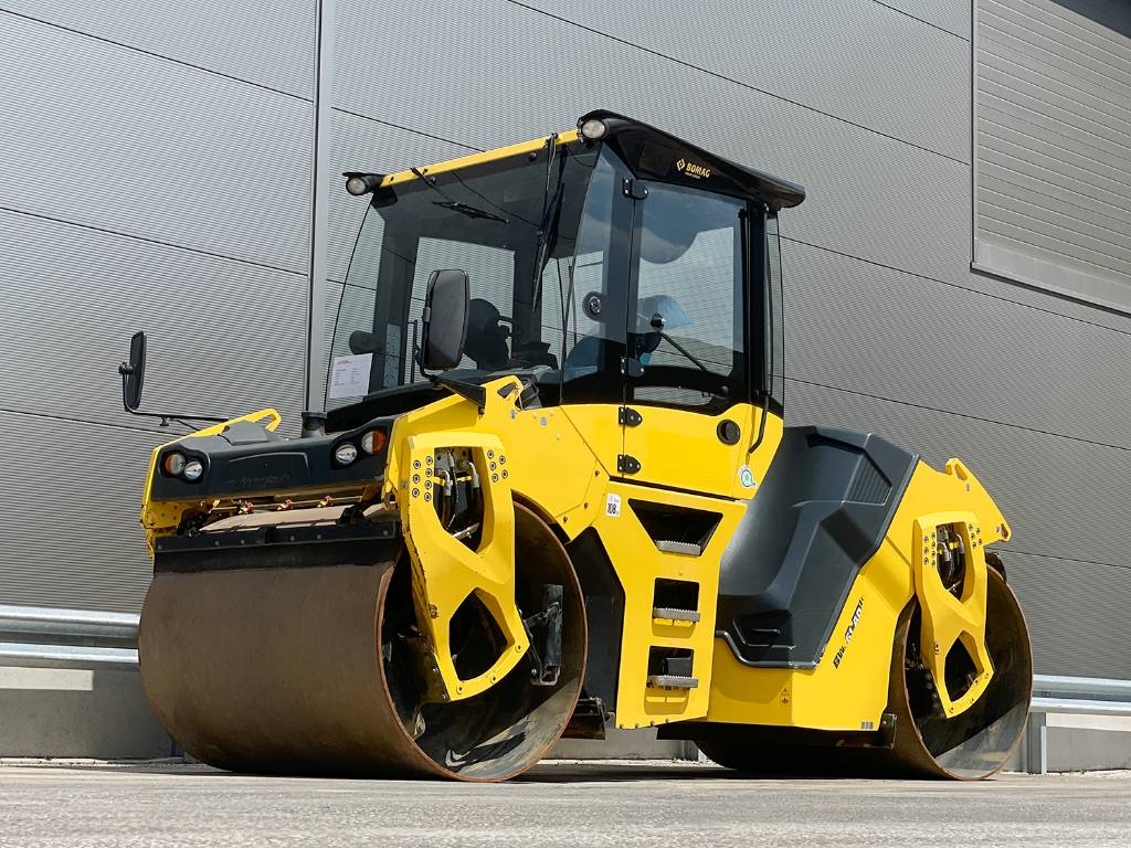 Bomag BW 161 AD-5