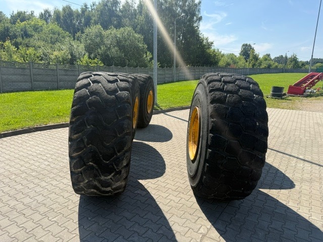 Volvo A 40 D Complete wheel set 29.5R25