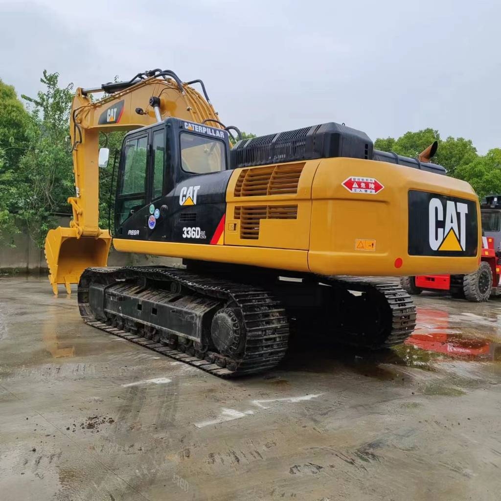 Pelle sur chenilles Caterpillar 336D2L — occasion 2023, 880 h