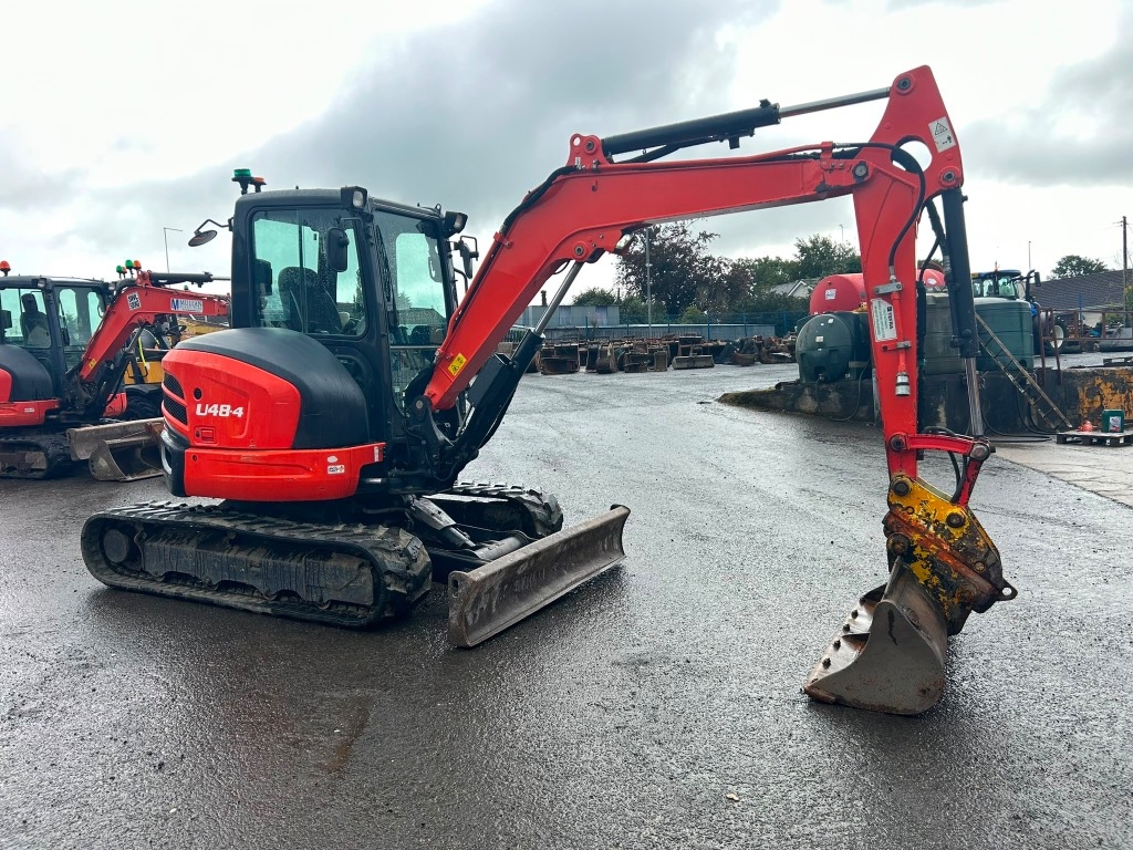 Kubota U48-4