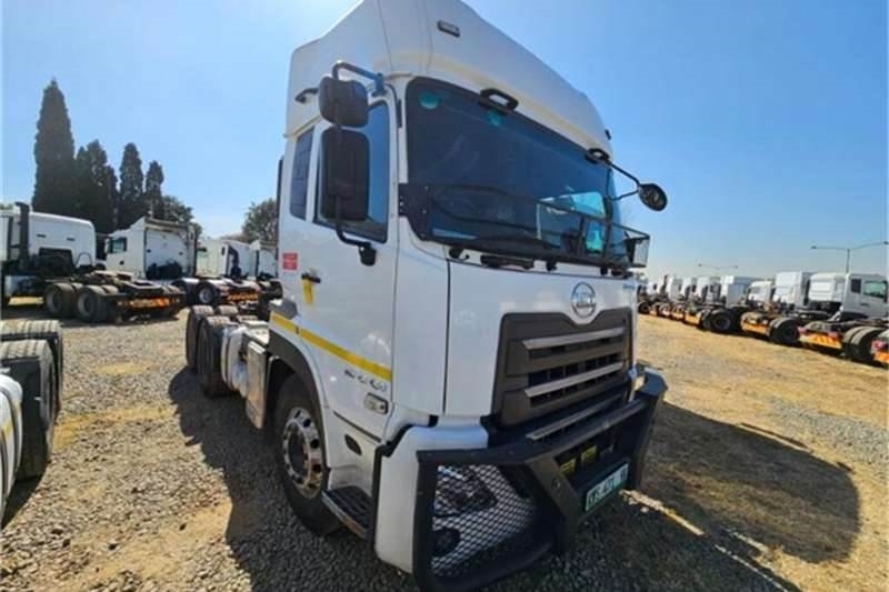 UD TRUCKS QUON