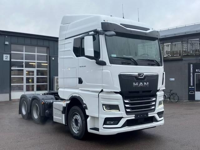 MAN TGX 28.520 6x2=2 BL SA