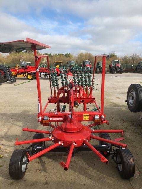Kverneland 9439