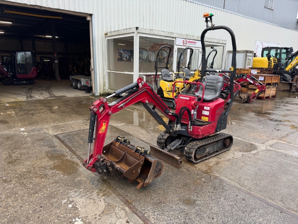Yanmar SV08 (1E131) *B02