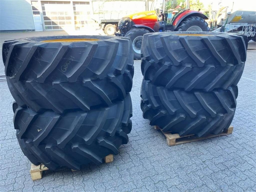 Tracteur agricole JCB KOMPLETTRÄDER 710/70R30 TRELLEBORG — occasion 2022