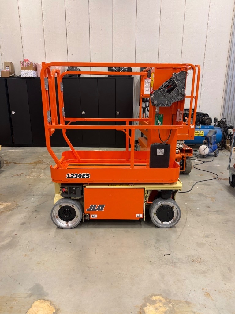 JLG 1230 ES