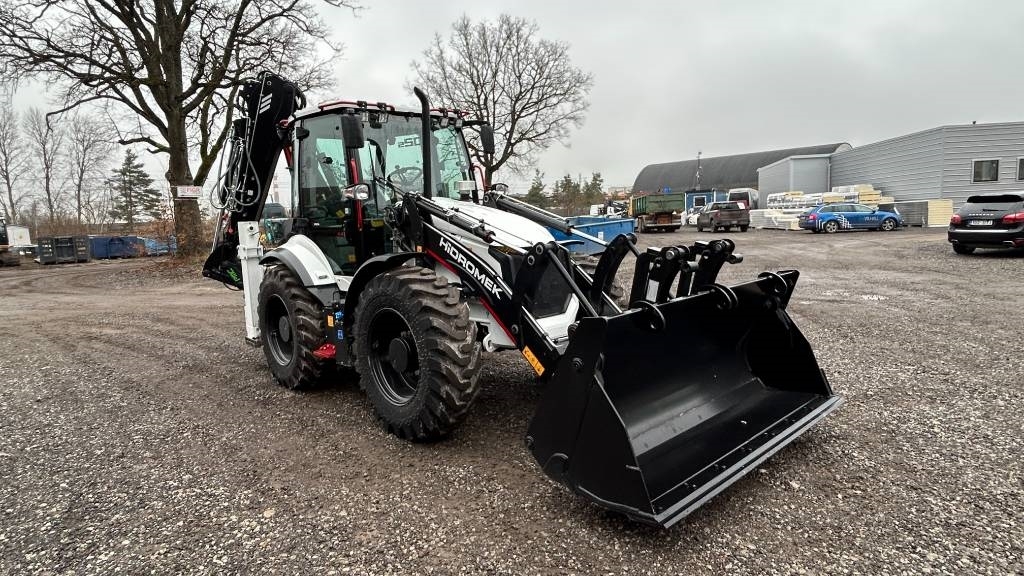 Hidromek HMK 102 S