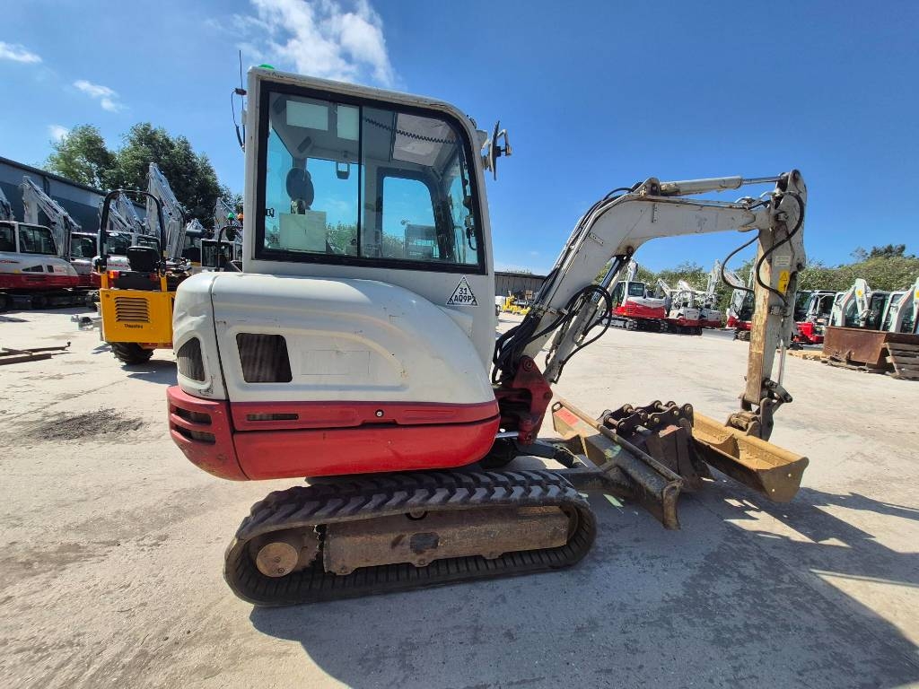 Takeuchi TB 230