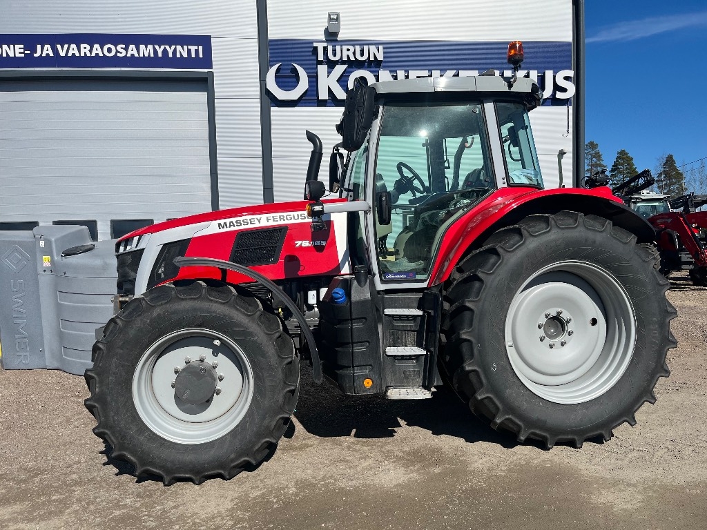 Massey Ferguson 7 S 165