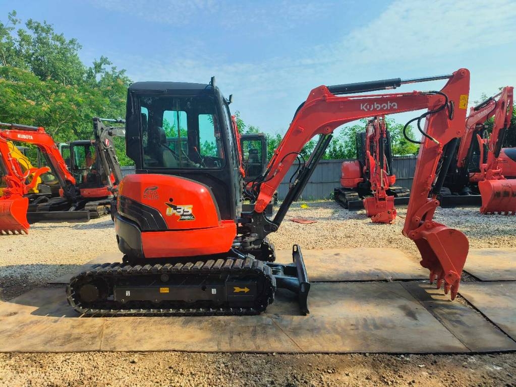 Kubota U 35