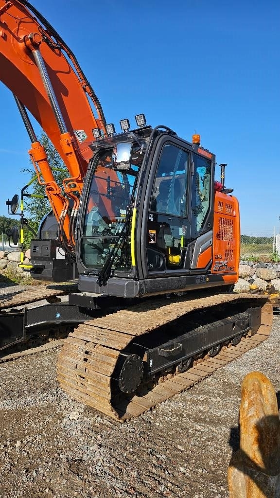 Hitachi ZX 225 US LC-7 , Begagnad SÄLJES